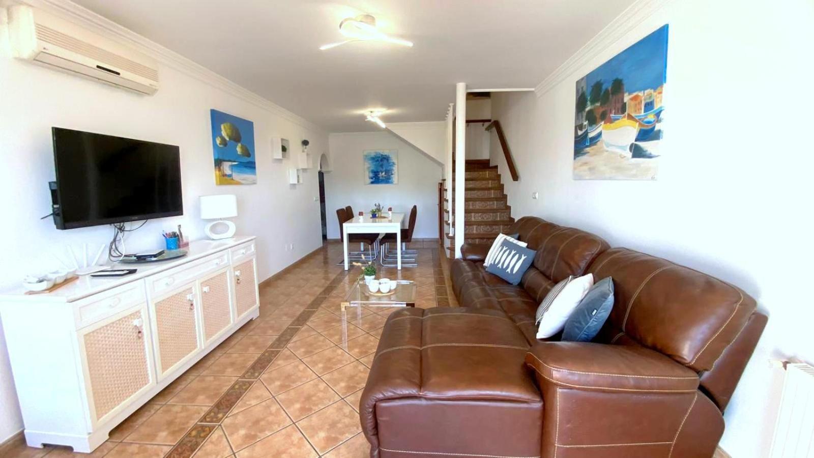 Bages Villa Roses Bagian luar foto