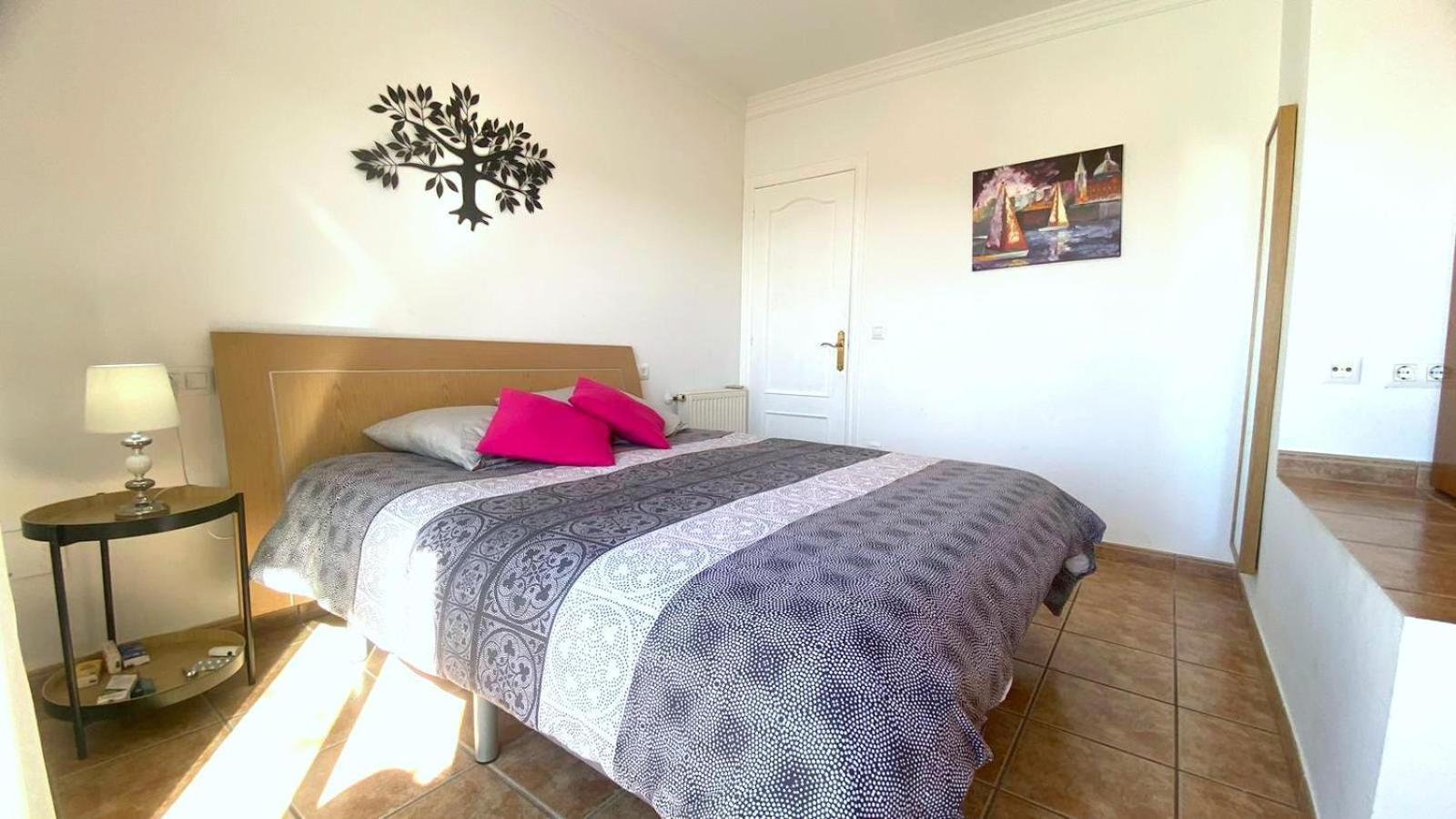 Bages Villa Roses Bagian luar foto