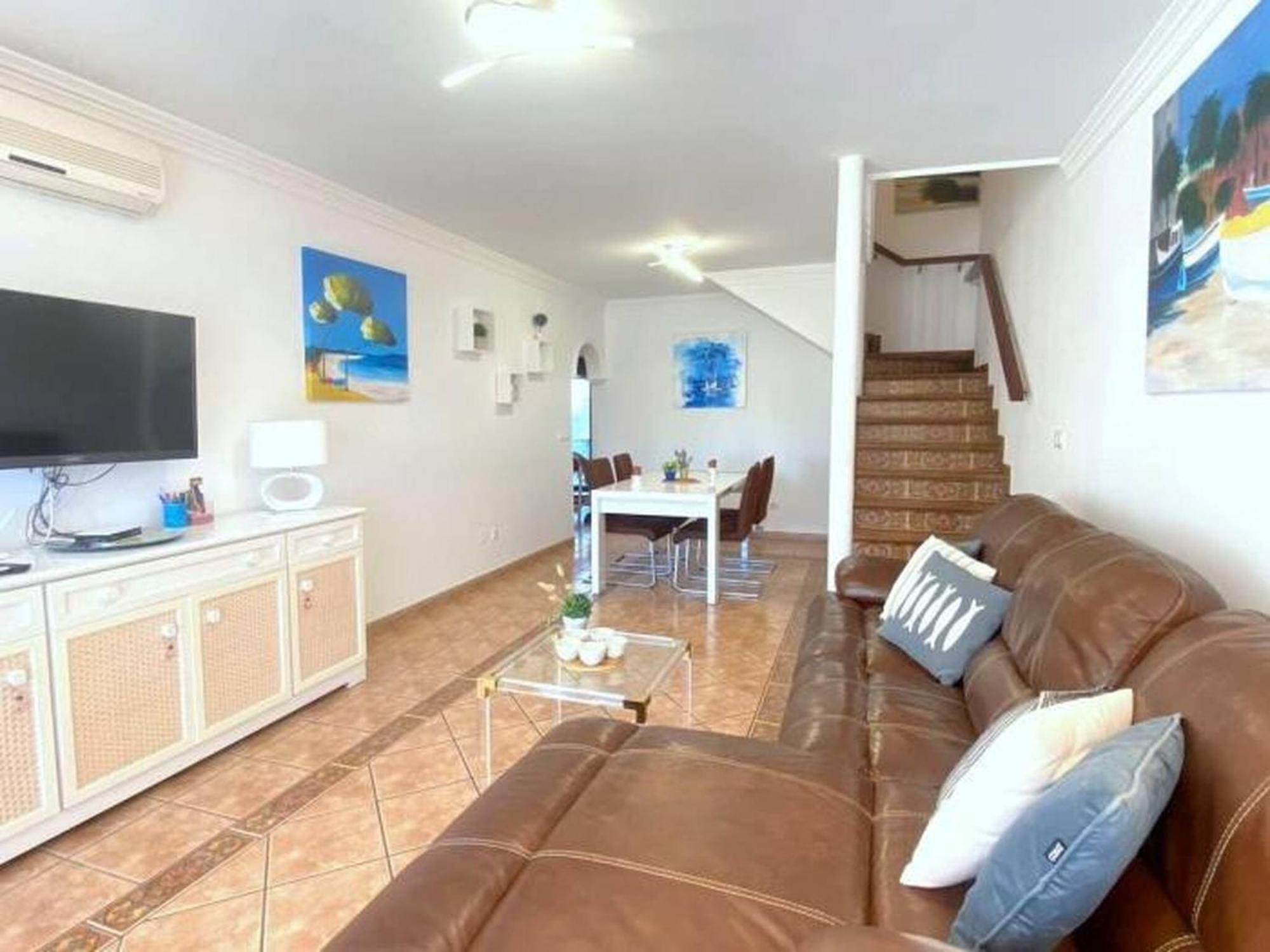 Bages Villa Roses Bagian luar foto