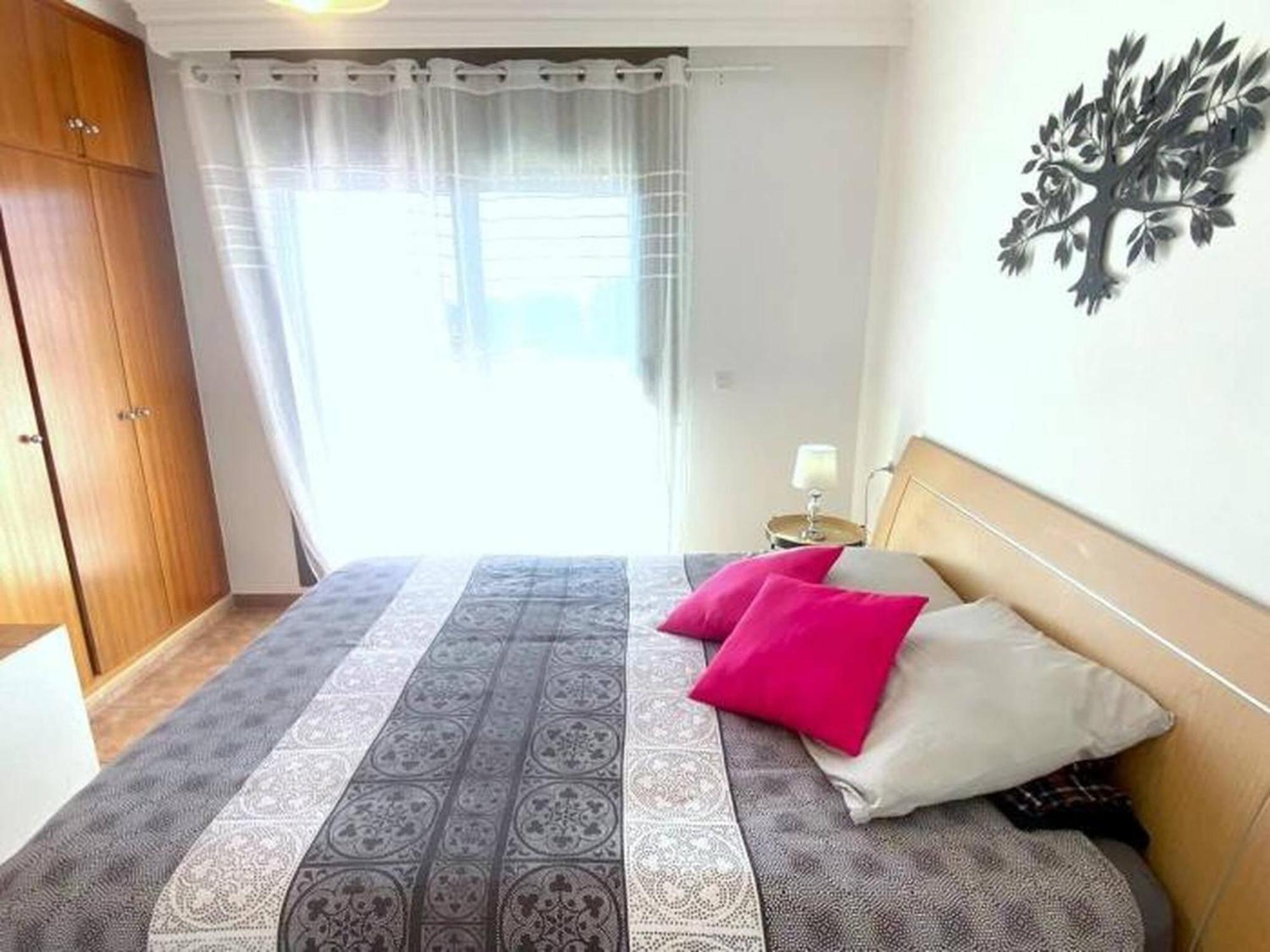 Bages Villa Roses Bagian luar foto
